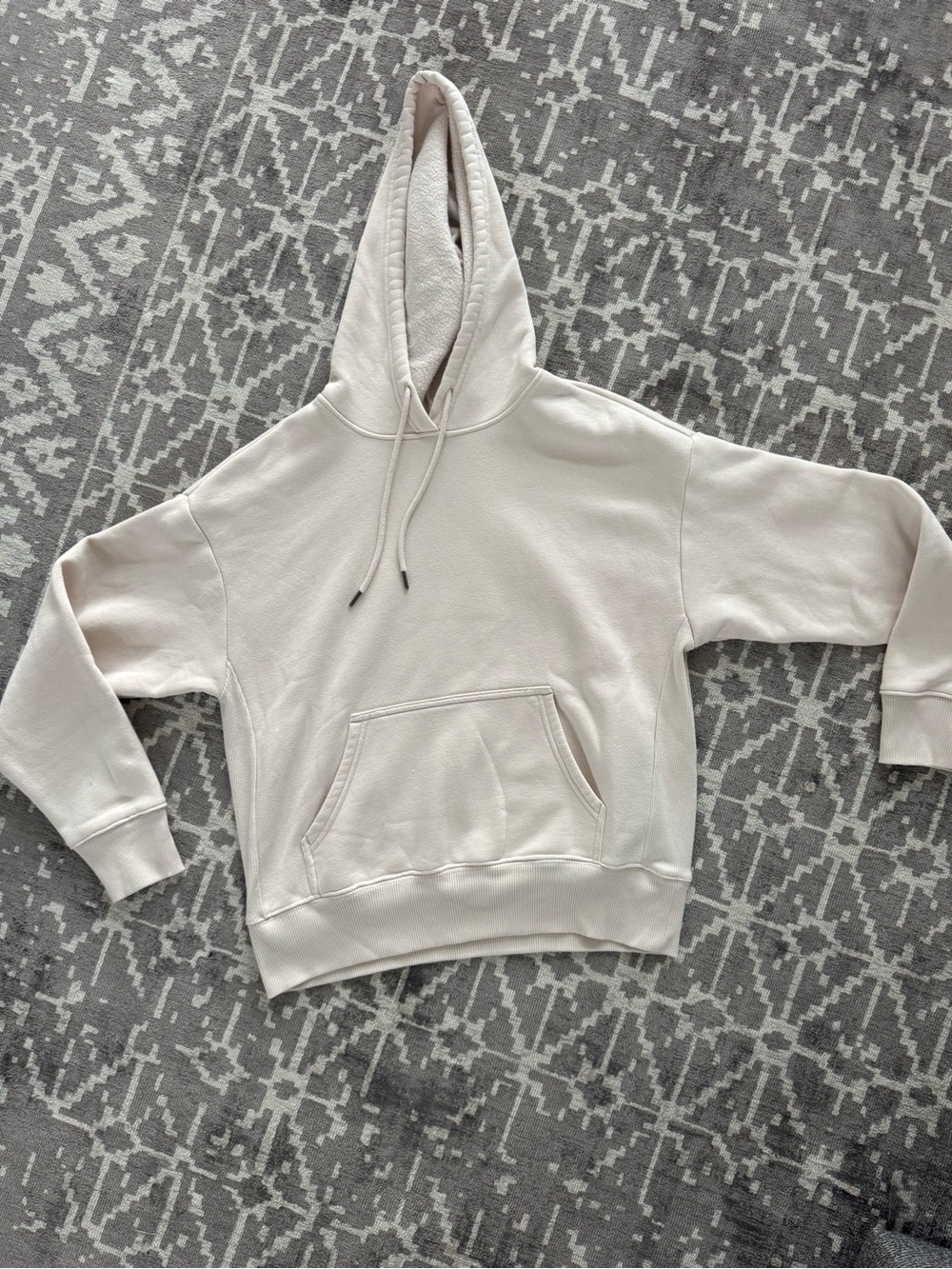 Member’s Mark Almond Fleece Pullover Hoodie Medium Neutral Cream